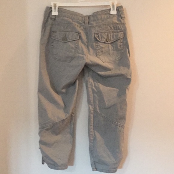 Capri Pants - Picture 4 of 5